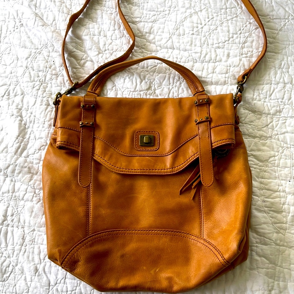 The SAK. camel cognac leather bag